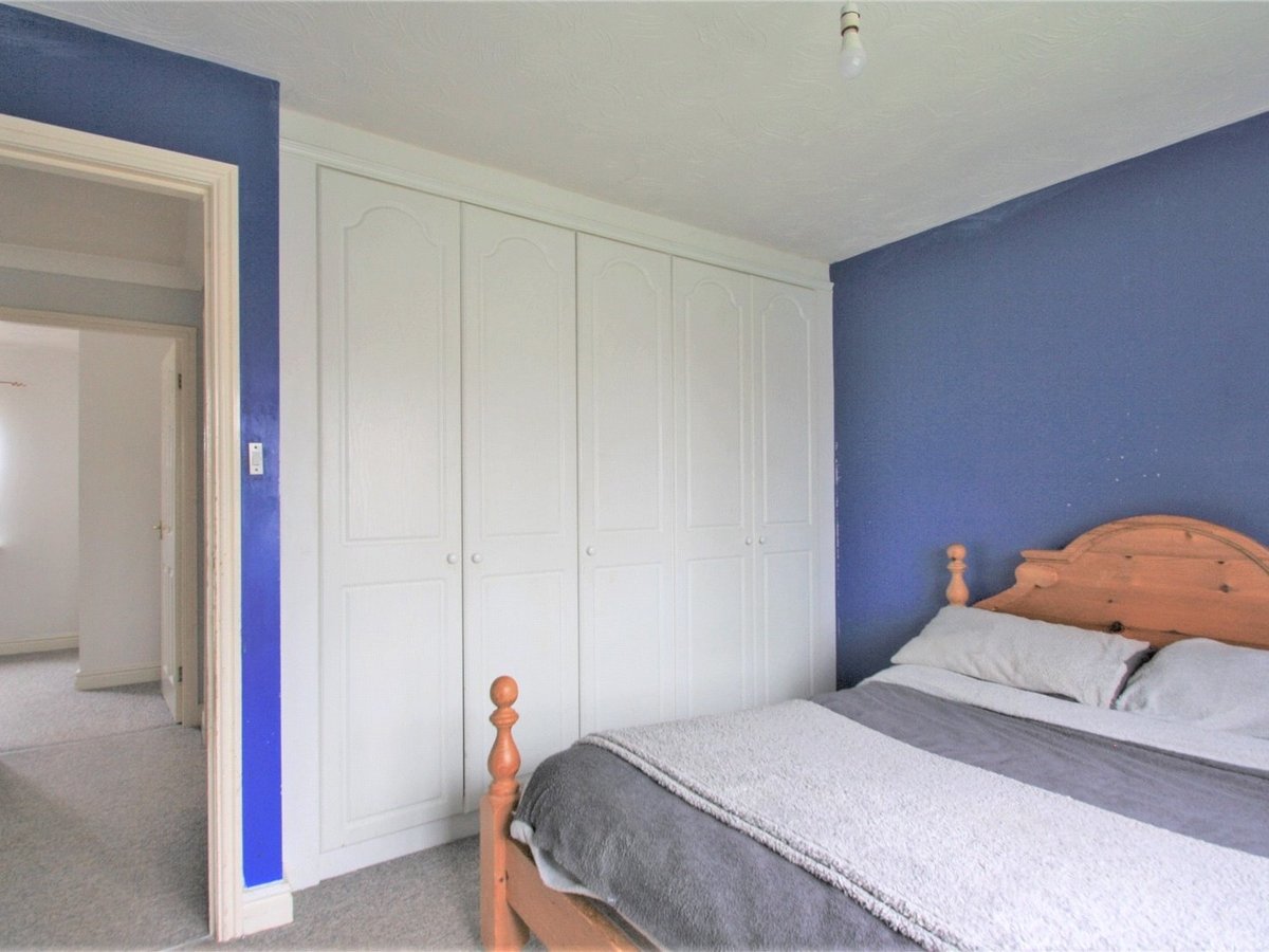 5 bedroom  House for sale in Brackley - Slide 19