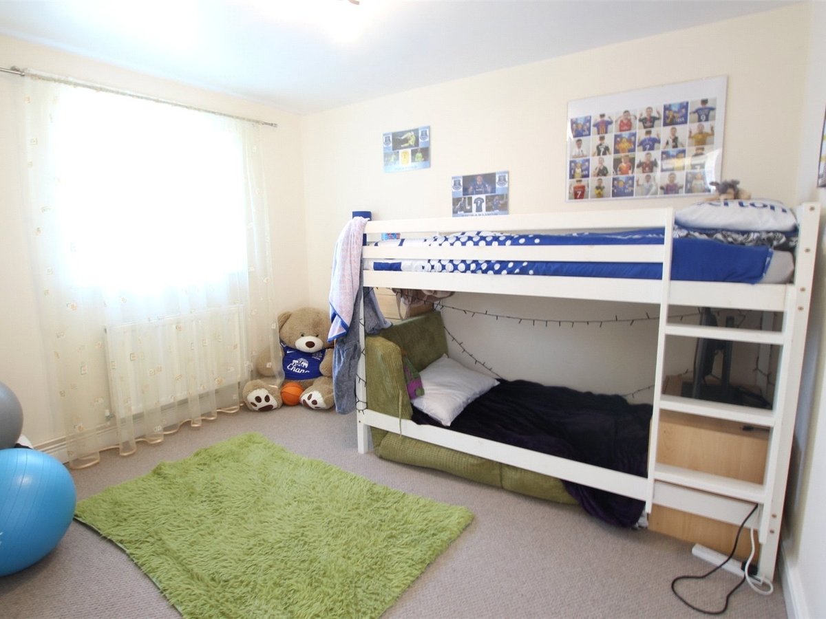 5 bedroom  Bungalow for sale in Brackley - Slide 12