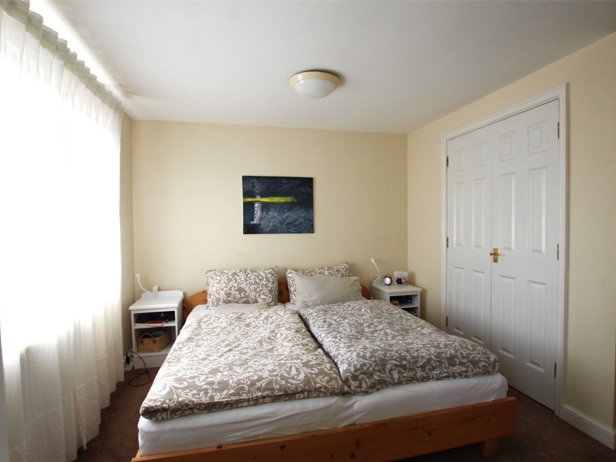 6 bedroom  House for sale in Brackley - Slide 7