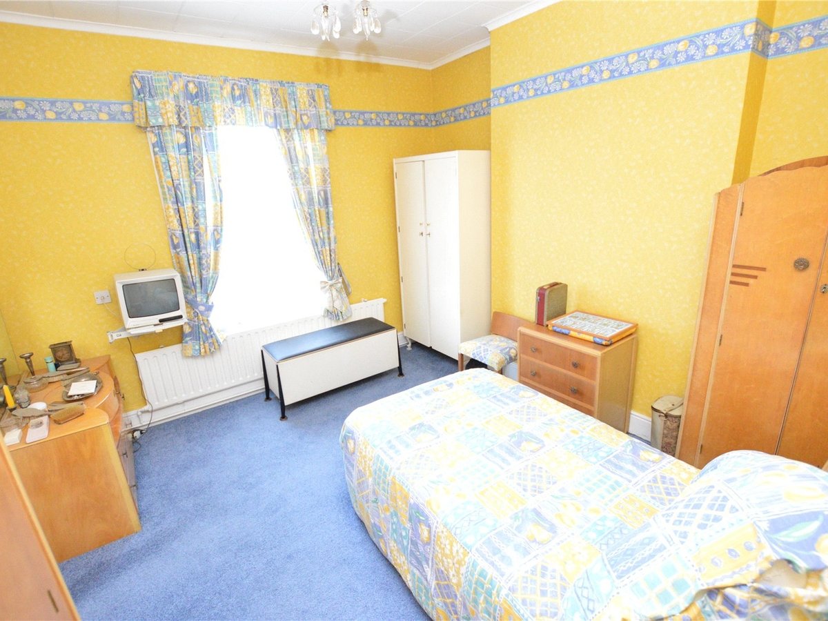 3 bedroom  House for sale in Bedfordshire - Slide 14