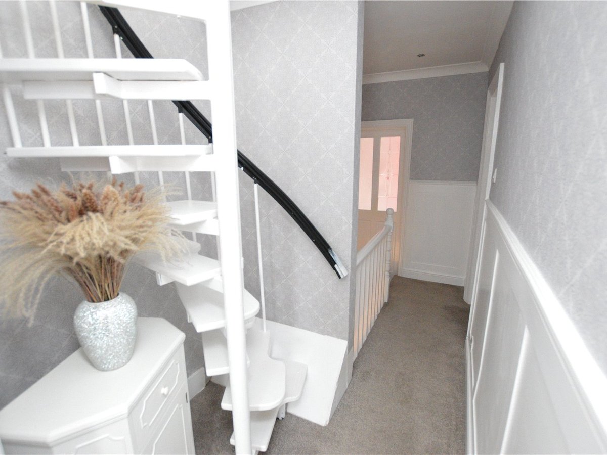 2 bedroom  House for sale in Bedfordshire - Slide 9