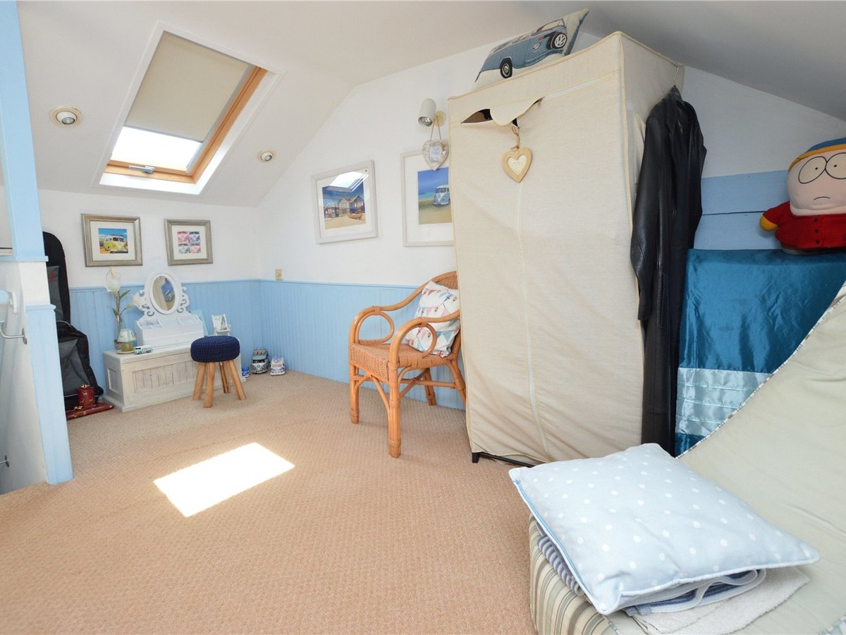 3 bedroom  House for sale in Bedfordshire - Slide 21