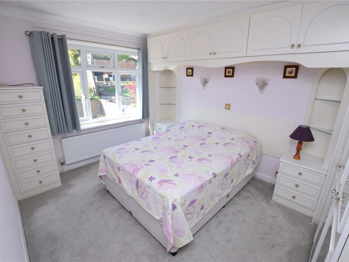 2 bedroom  Bungalow for sale in Bedfordshire - Slide 4