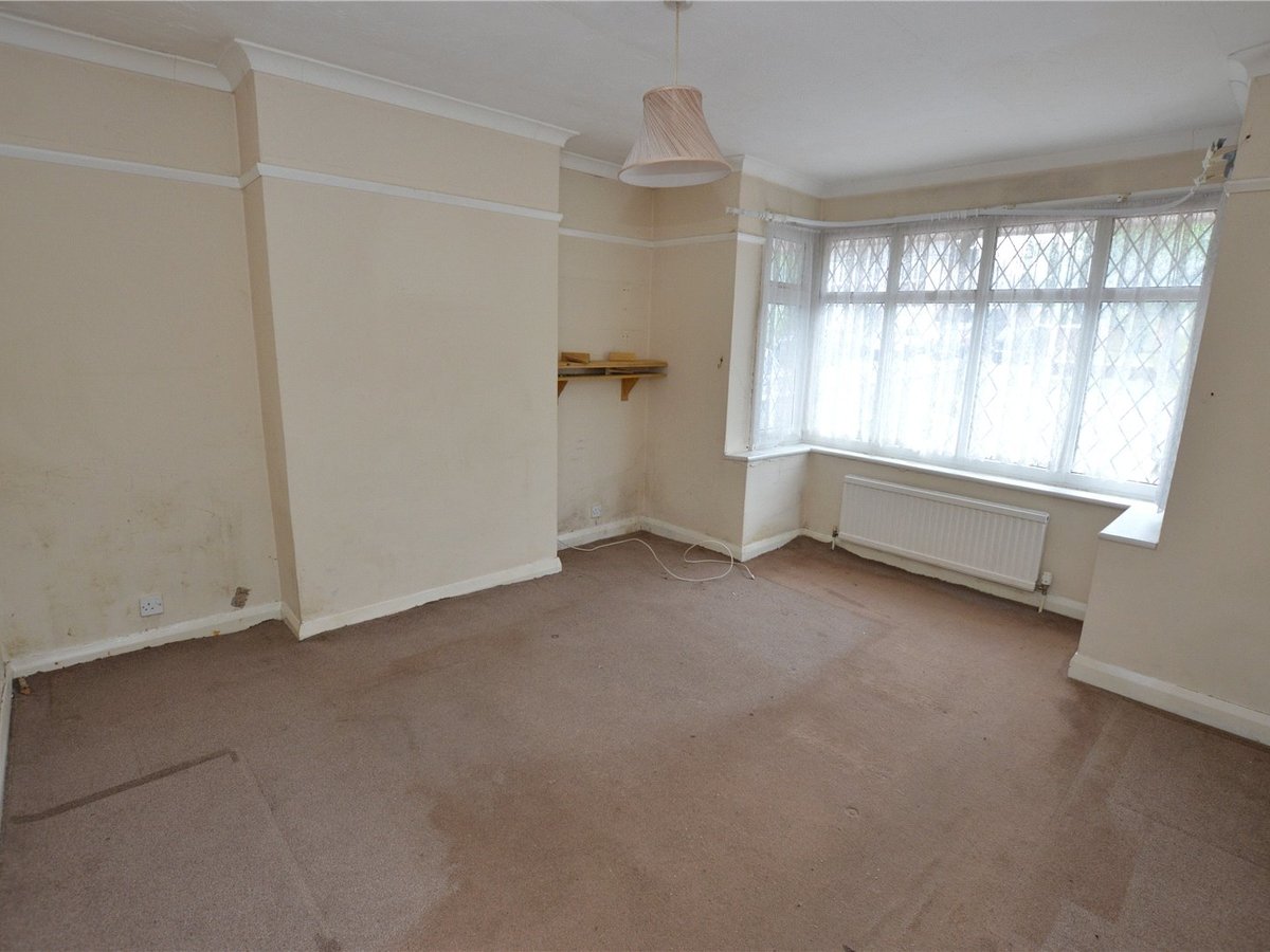 2 bedroom  Bungalow for sale in Bedfordshire - Slide 3