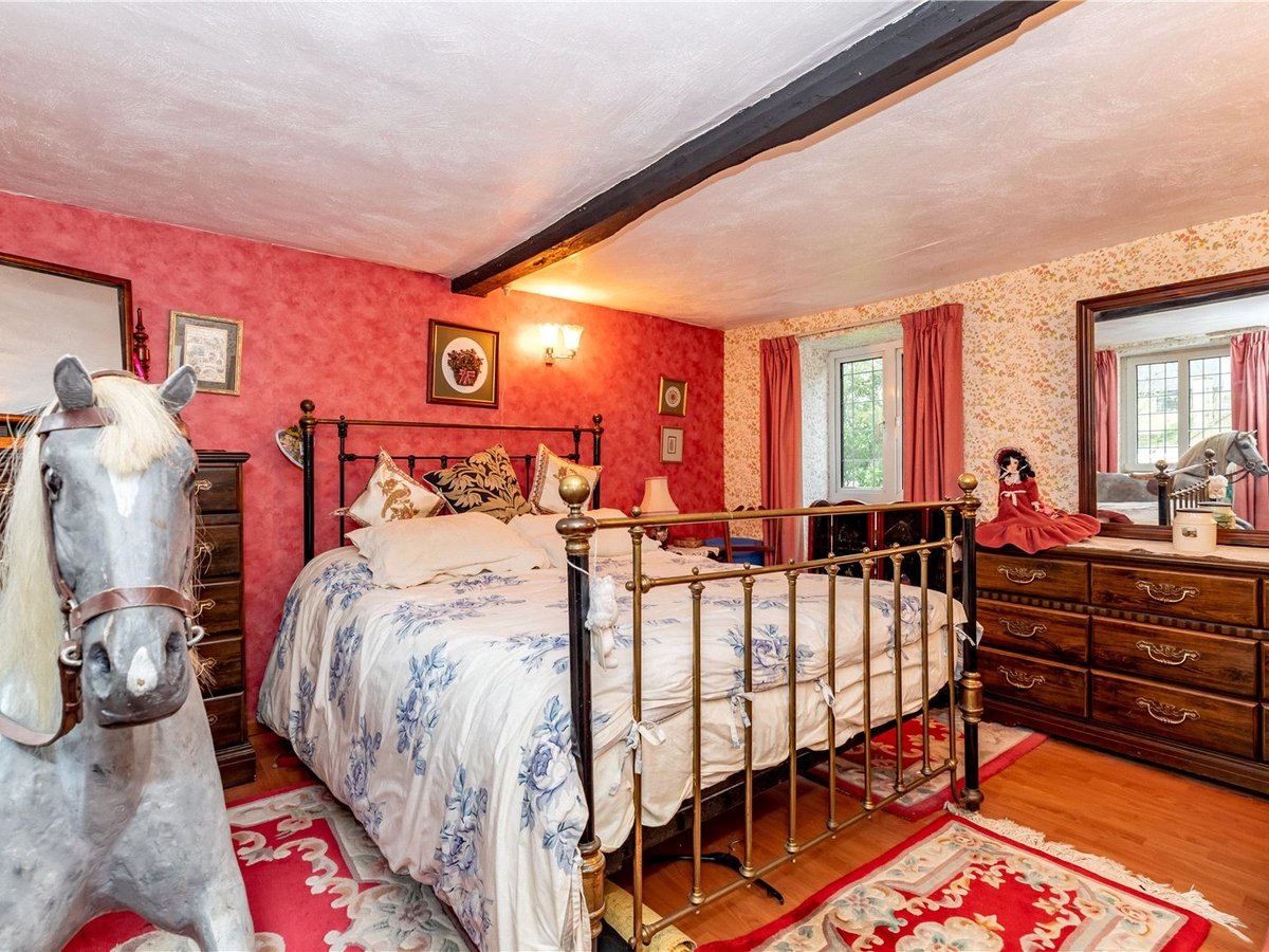4 bedroom  House for sale in Brackley - Slide 13