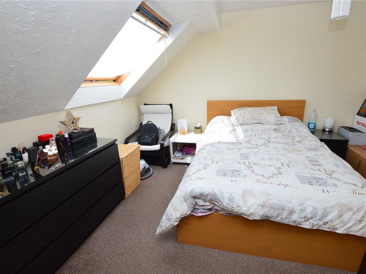 1 bedroom  House for sale in Bedfordshire - Slide 9