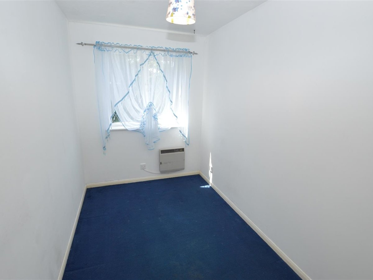 2 Bedroom House For Sale In Luton Alexander Co