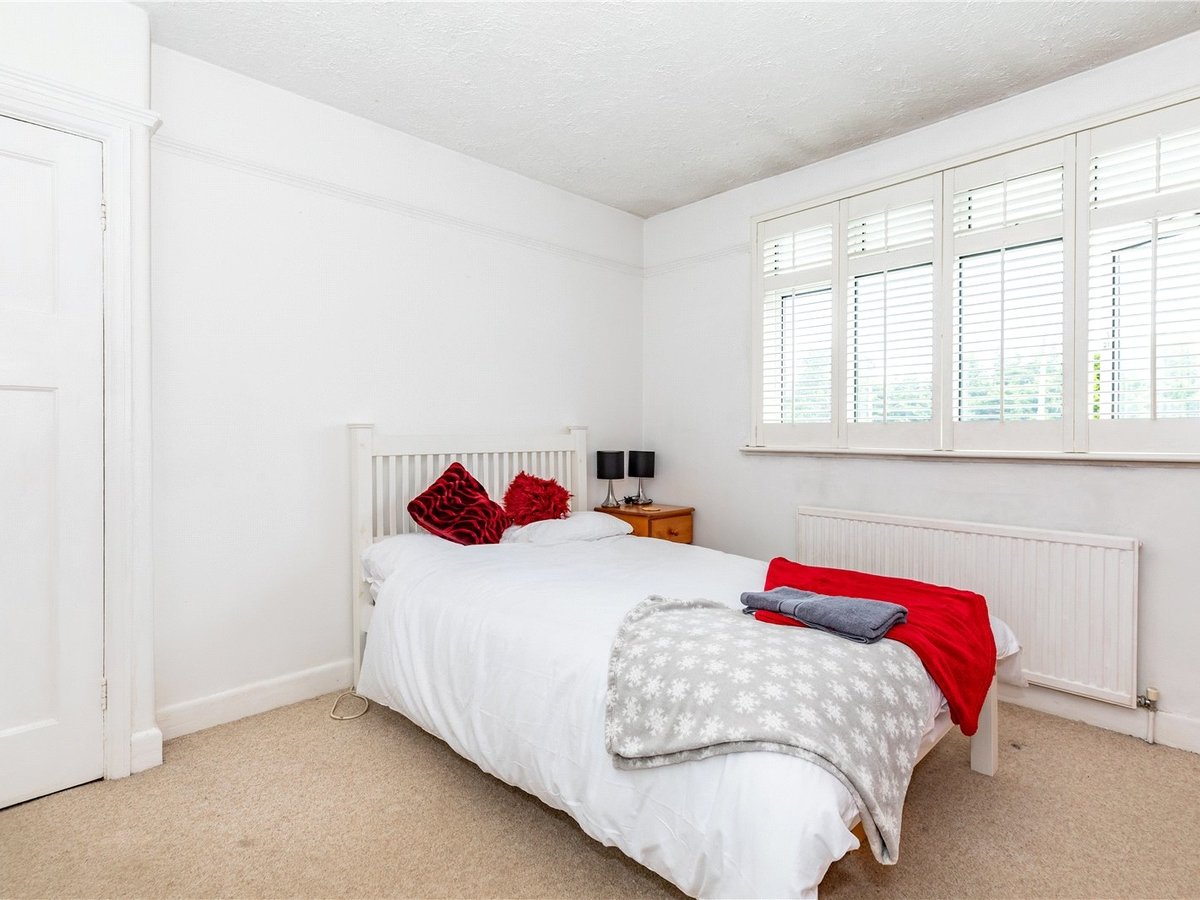 3 bedroom  House for sale in Aylesbury - Slide 10