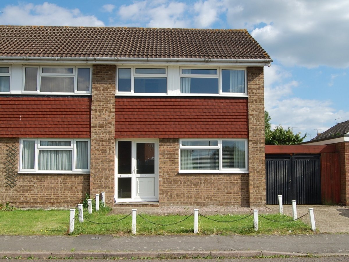 Find 3 Bedroom Houses To Rent In Aylesbury Zoopla