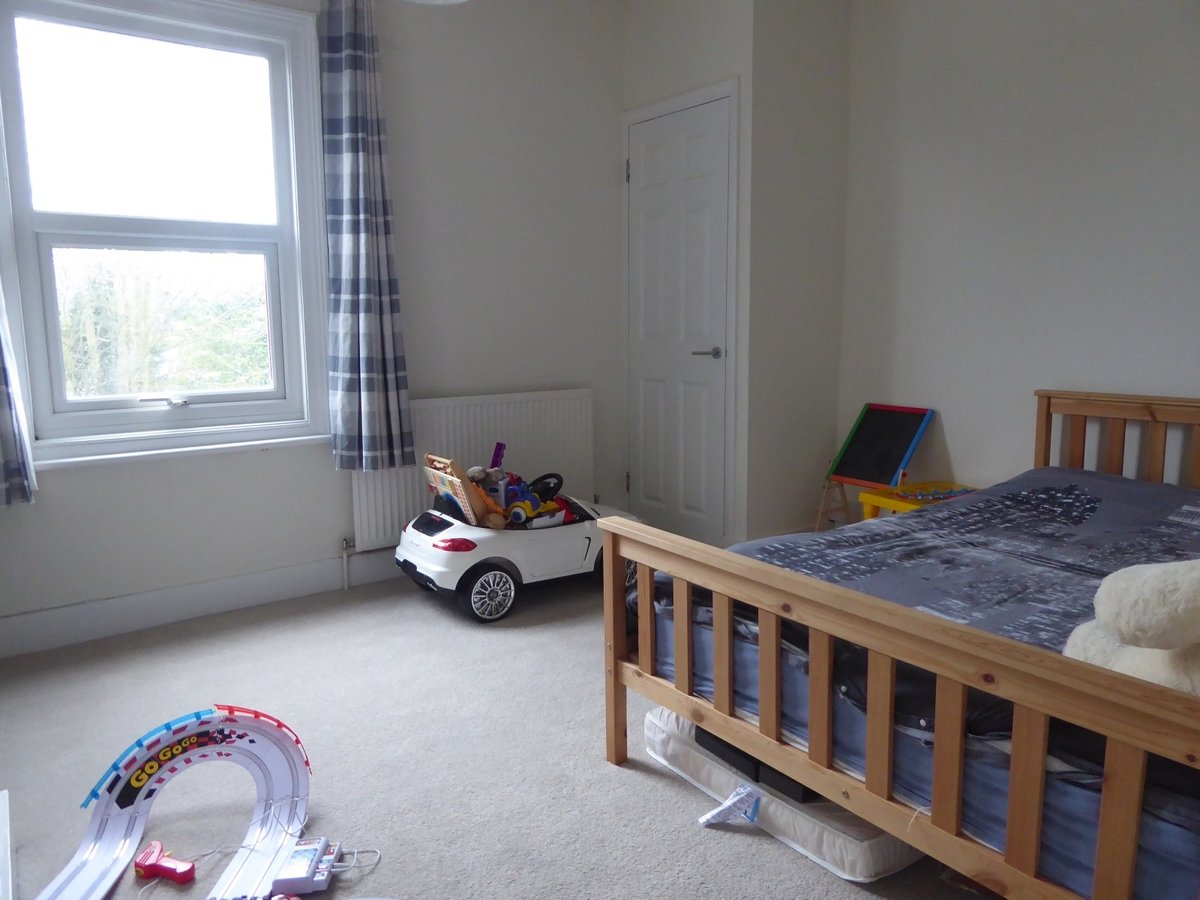 2 Bedroom House To Rent In Luton Alexander Co