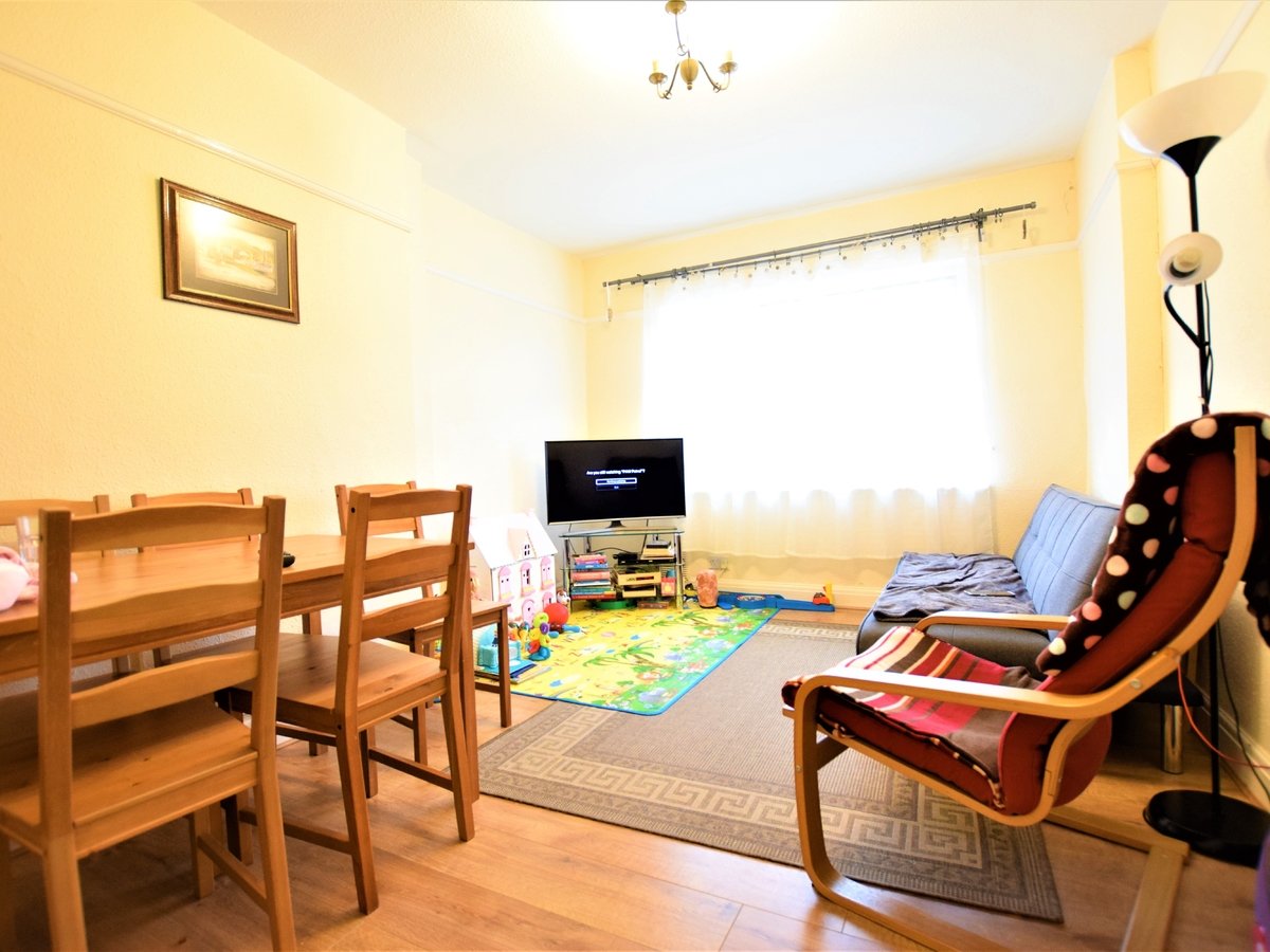 3 Bedroom House To Rent In Harrow Alexander Co