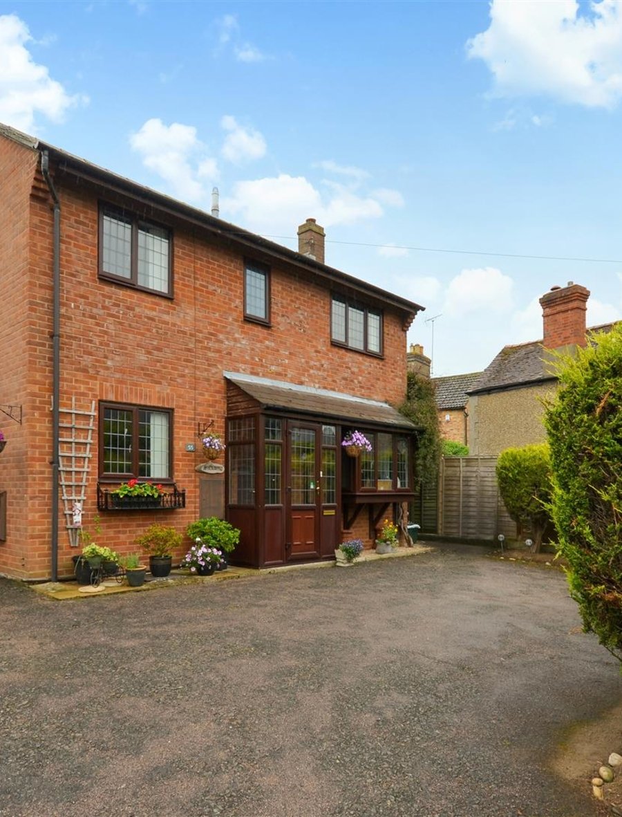 Estate Agents & Letting Agents in South East England Alexander & Co